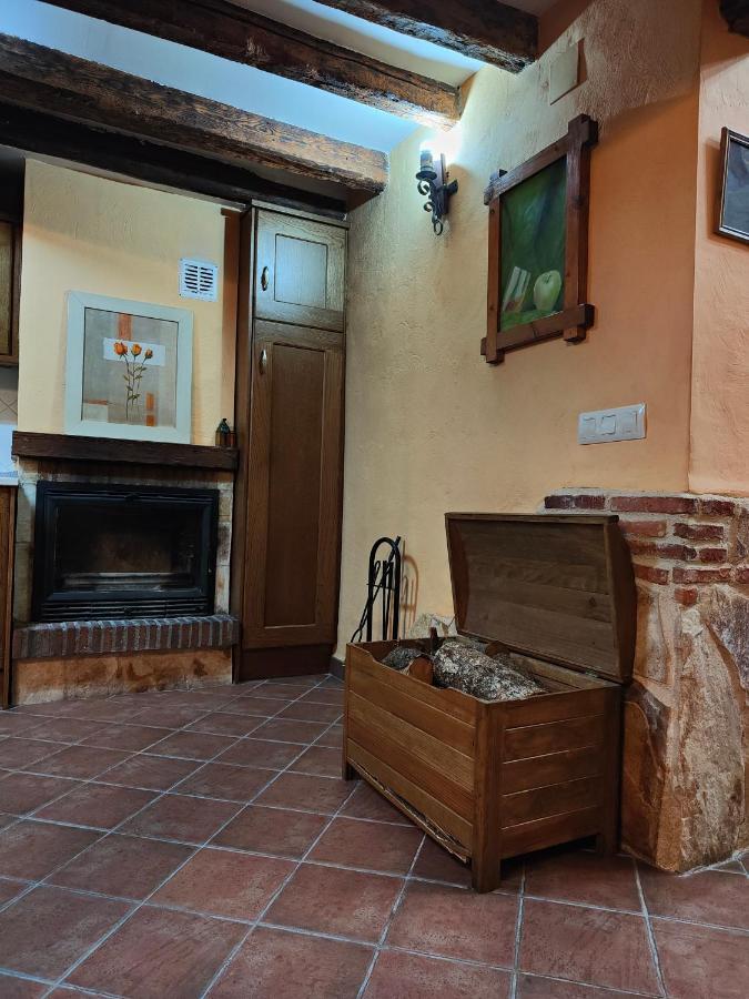 Casa Vieja Tabanera A 8 Min De Segoia Konuk evi Tabanera del Monte Dış mekan fotoğraf