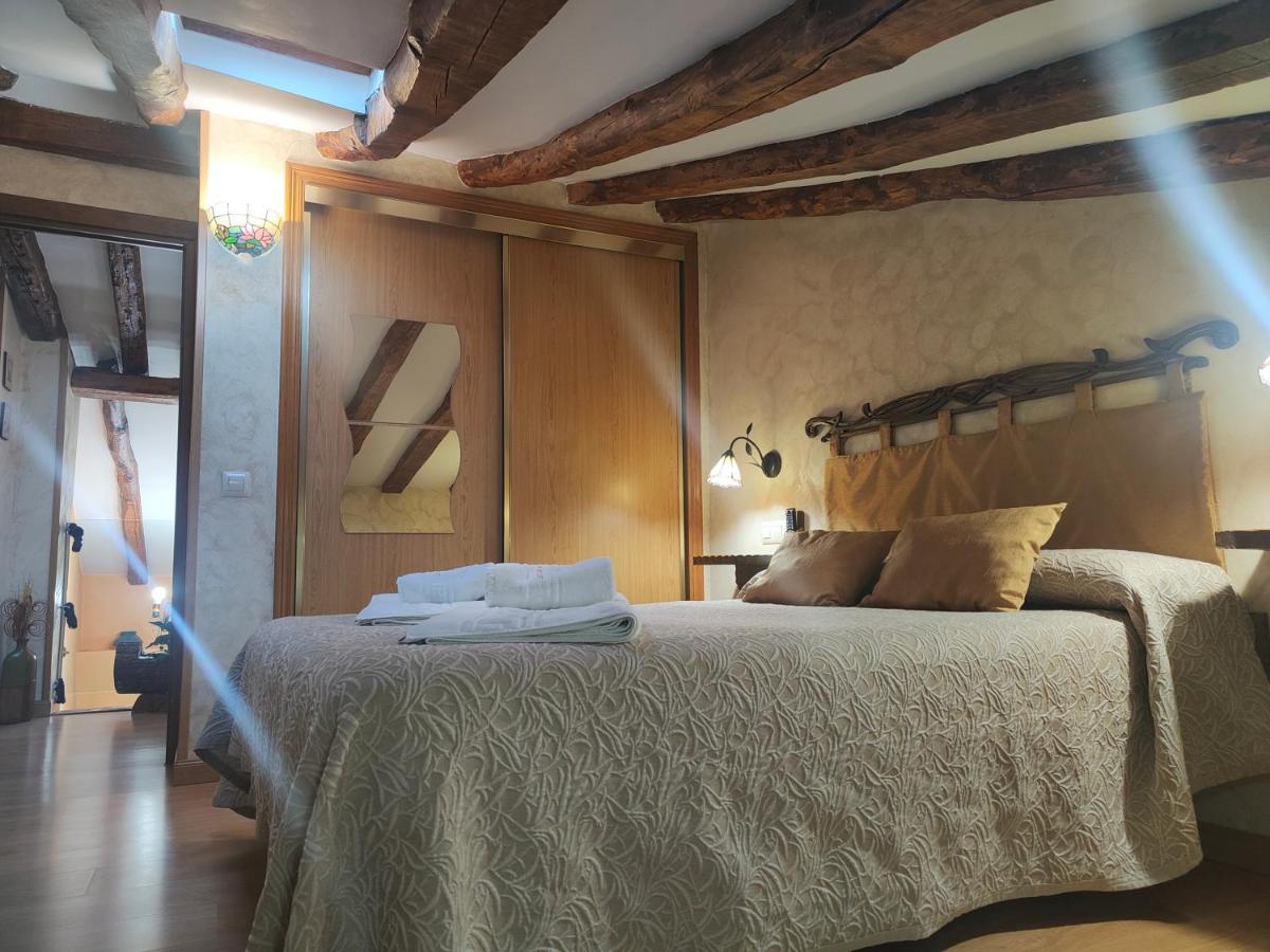 Casa Vieja Tabanera A 8 Min De Segoia Konuk evi Tabanera del Monte Dış mekan fotoğraf