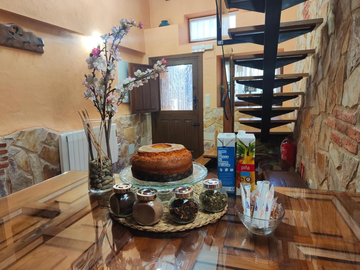 Casa Vieja Tabanera A 8 Min De Segoia Konuk evi Tabanera del Monte Dış mekan fotoğraf