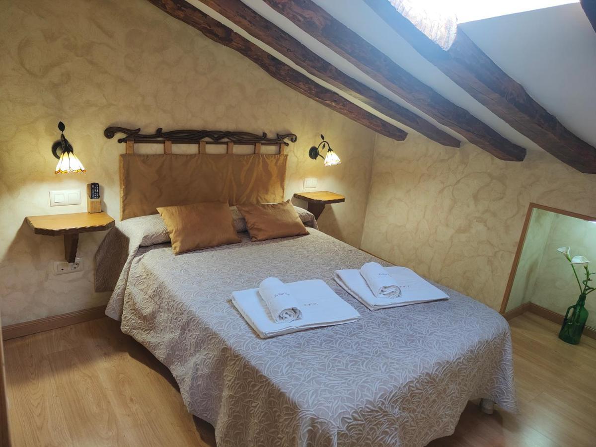 Casa Vieja Tabanera A 8 Min De Segoia Konuk evi Tabanera del Monte Dış mekan fotoğraf