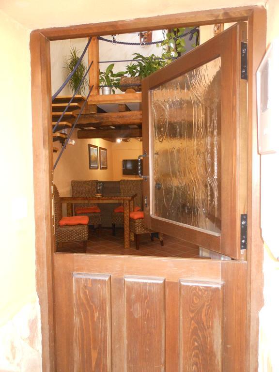 Casa Vieja Tabanera A 8 Min De Segoia Konuk evi Tabanera del Monte Dış mekan fotoğraf